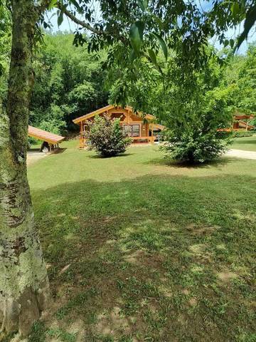 Maison de campagne pour 6 personnes, avec jardin ainsi que vue et piscine, animaux acceptés à Mauroux
