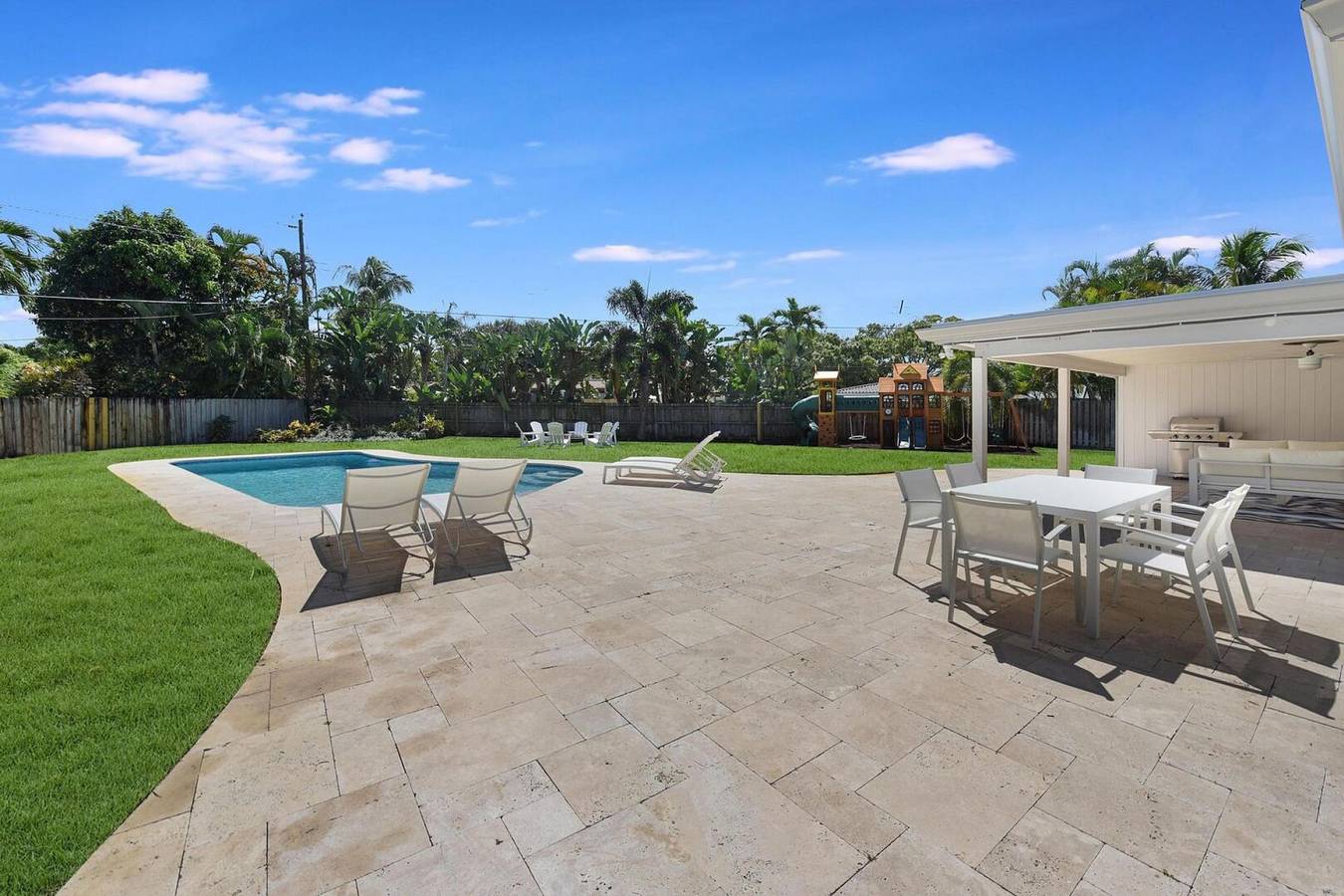 2350, 3 Bed 2 Bath Lighthouse Point with Heated pool and Spacious Yard in Lighthouse Point, Broward County