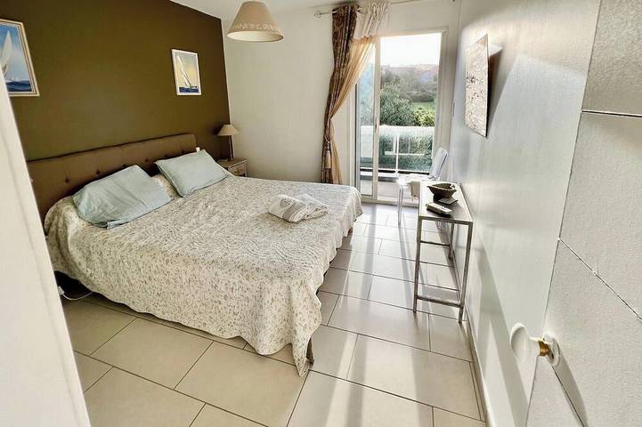 Villa pour 6 personnes, avec jardin et balcon à Monticello - 3