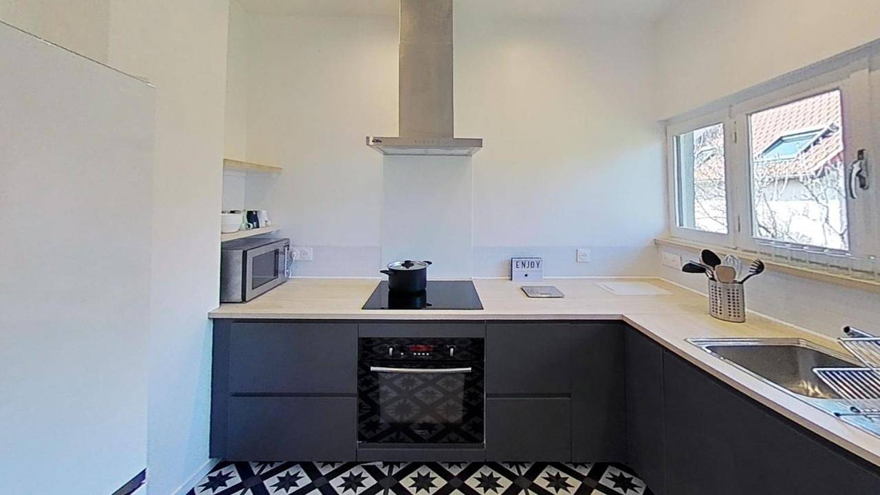 Appartement entier, Four-Bedroom House in Bures-sur-Yvette, Essonne