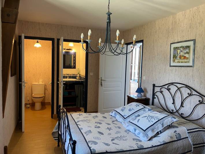 Chambre d’hôte pour 3 personnes à Saint-Coulomb - 4