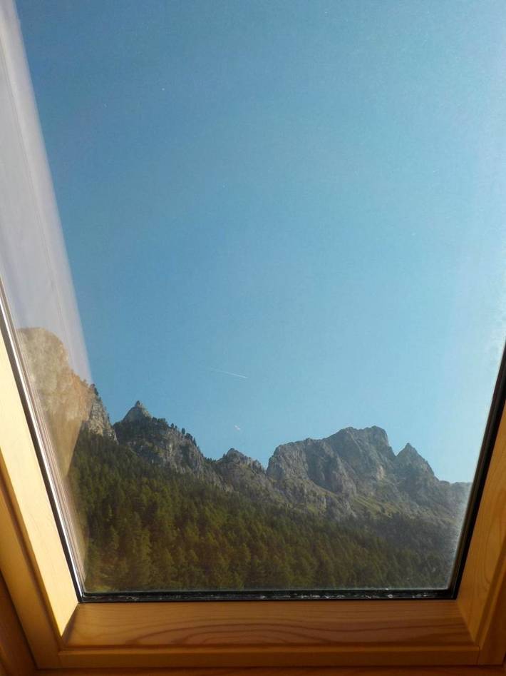 Hütte, mit Terrasse und Garten sowie Ausblick auf der Seiser Alm - 4