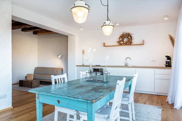 Appartement entier, Appartement "Eichhof Lavendel" avec terrasse plein air privée, jardin partagé & Wi-Fi in Termeno sulla Strada del Vino, Massif de Non