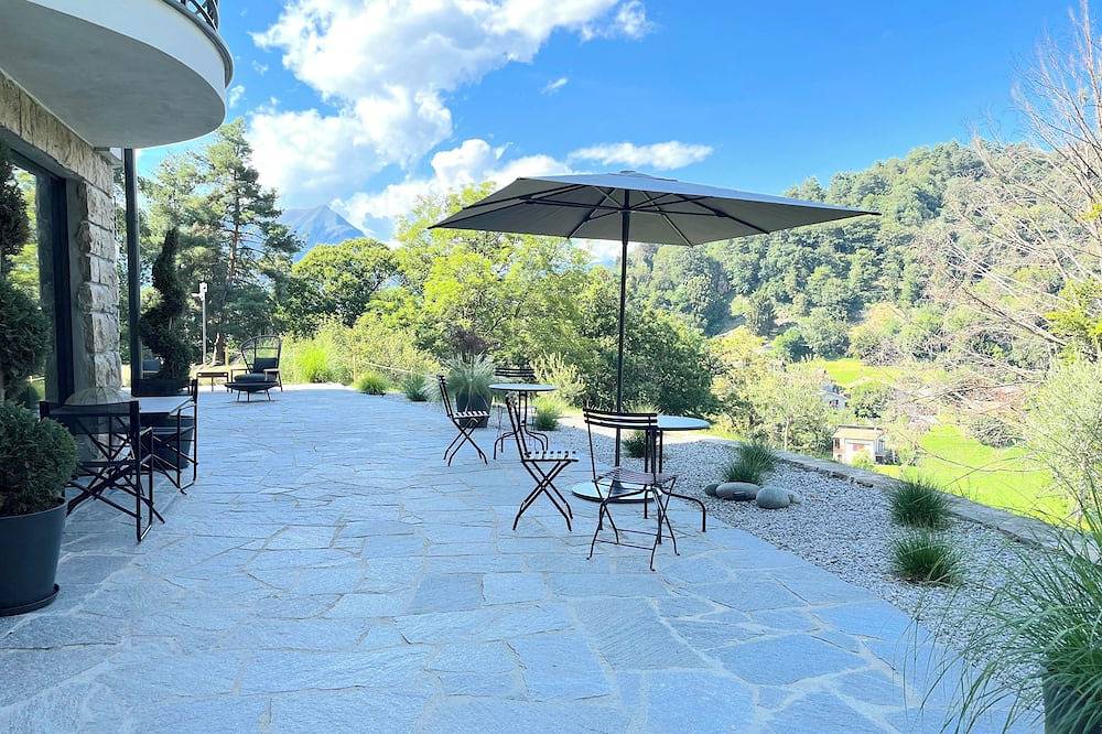 The Iconic Lodge: an authentic experience in the heart of the Bellagio hills. in Bellagio, Municipio de Bellagio