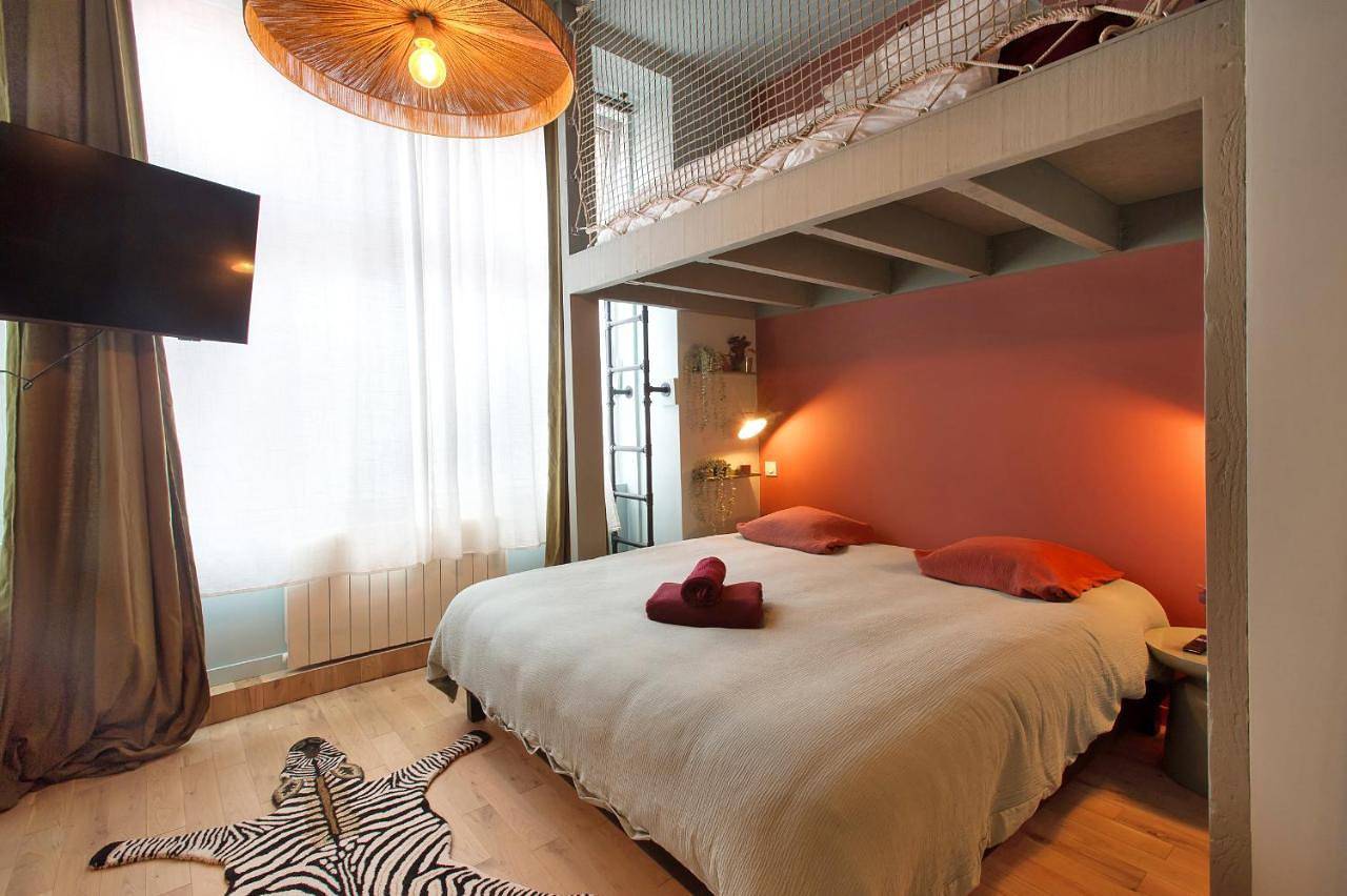 Appartement entier, One-Bedroom Apartment in Paris, Île de France