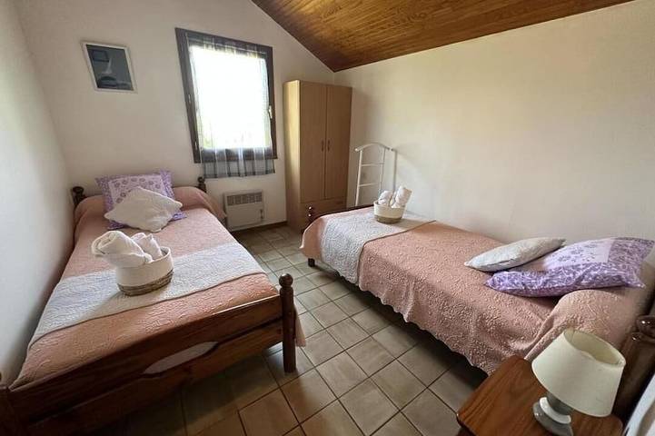 Location de vacances pour 4 personnes, avec jardin à Saint-Lon-les-Mines - 3