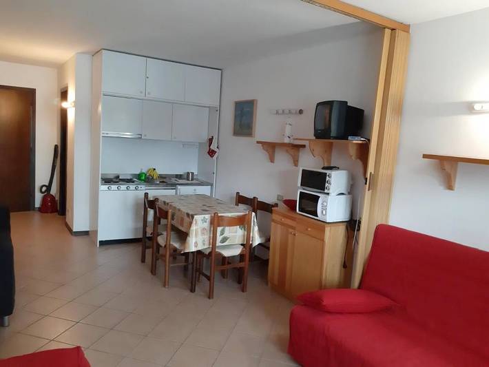 Gîte pour 4 personnes, avec Terrasse ainsi que Jardin et Vue dans Passo Del Tonale - 2