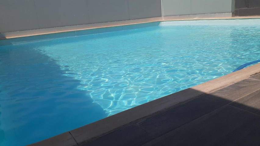 Chambre d’hôte pour 7 personnes, avec vue ainsi que balcon et piscine dans Praia - 4