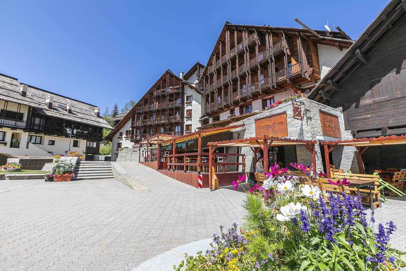 Appartamento intero, Grange Hike & Ski - 24C Sestriere in Sauze di Cesana, Via Lattea