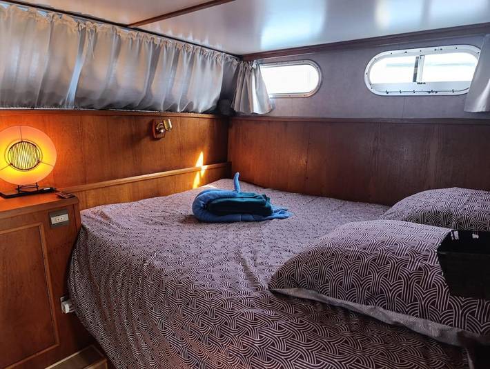 Bateau pour 3 personnes, avec vue et terrasse à Valence - 3