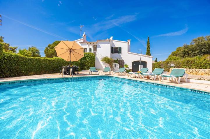 Location de vacances pour 6 personnes, avec Vue sur l’océan et Balcon ainsi que Terrasse et Jardin à Cala Galdana - 4