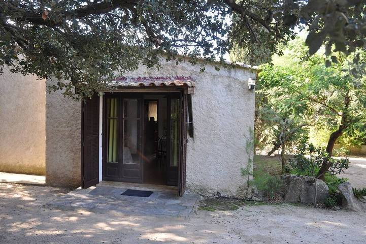 Cottage pour 2 personnes, avec piscine et jardin