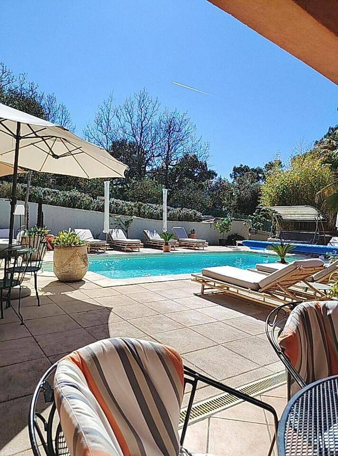 Chambre d’hôte pour 2 personnes, avec jacuzzi ainsi que piscine et jardin à Lorgues - 4