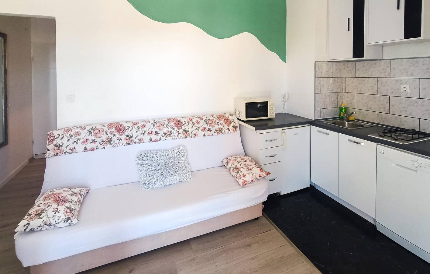Geheel vakantieappartement, Gezellig appartement met terras, wifi en airconditioning, op 1 km van het strand in Split, Split-Dalmatië