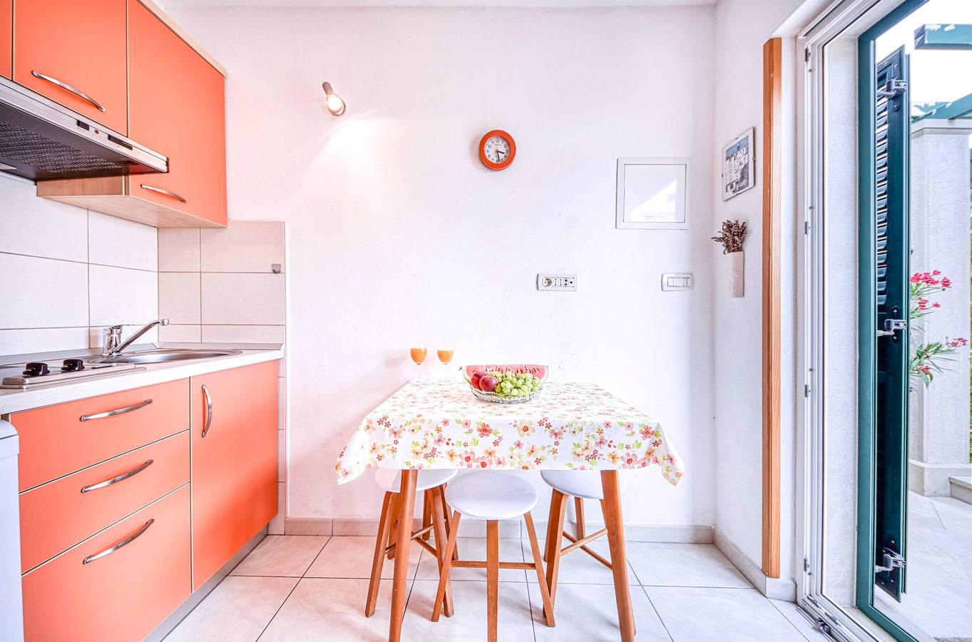 Ganze Wohnung, Apartments Gracin - One Bedroom Apartment with Terrace in Povlja, Brac
