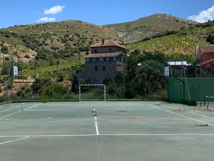 Casa rural para 26 personas, con Balcón y Jacuzzi además de Terraza y Piscina en Güejar Sierra - 4