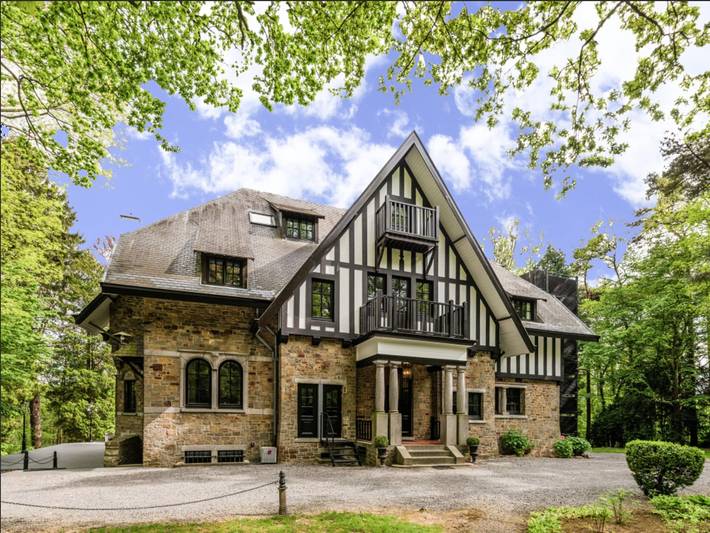 Villa voor 30 personen, with Balkon and Terras as well as Tuin and Sauna in Spa