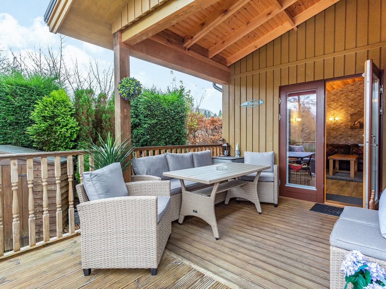 Log Cabin for 4 People in Fort William, Loch Eil