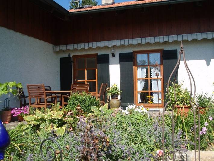 Ferienwohnung mit 1 Schlafzimmer in Oberpframmern, Oberbayern
