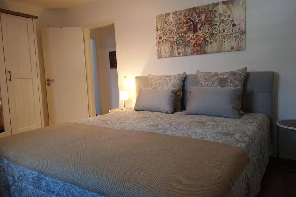Ganze Wohnung, Wohnung direkt am Tegernsee mit Xl-Terrasse in Gmund, Bayerische Alpen