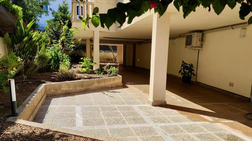 Location de vacances pour 6 personnes, avec vue ainsi que jardin et piscine à Porto Cristo - 2