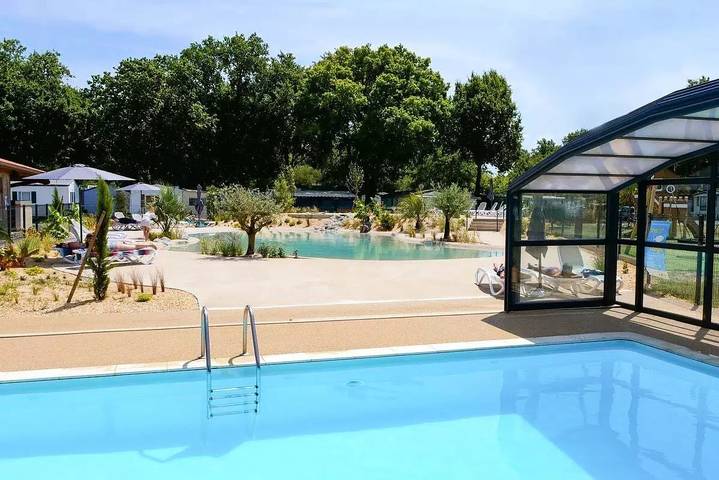 Mobil home pour 6 personnes, avec terrasse, animaux acceptés à Vensac - 2