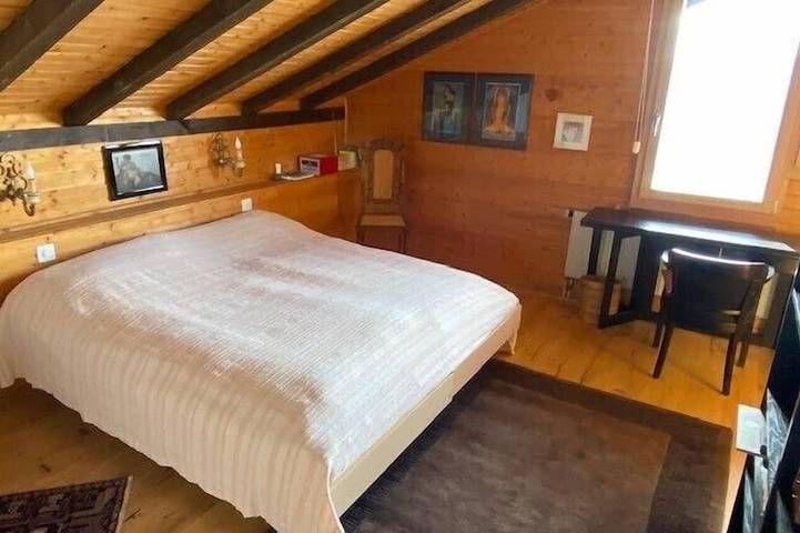 Gîte pour 5 personnes, avec balcon dans Chandolin - 2