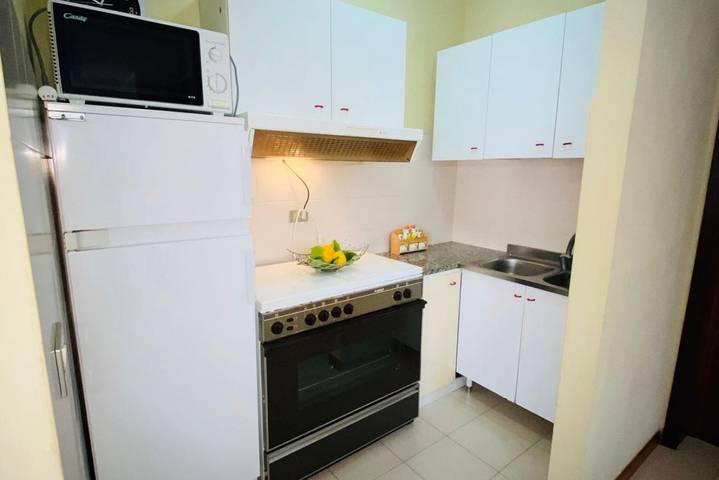 Apartamento entero, Apartamento de vacaciones para 4 personas con balcón/terraza in Bosa Marina, Bosa (Italia)