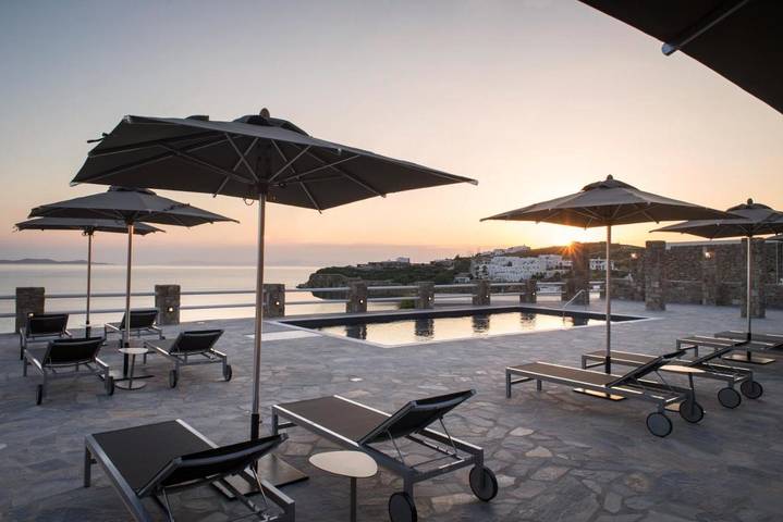 Hôtel pour 2 personnes, avec piscine et jardin, animaux acceptés