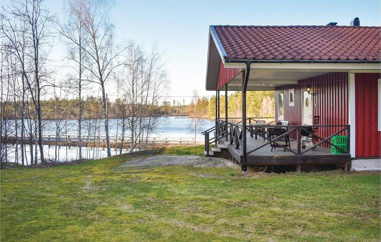 Hus för 6 Personer med sjöutsikt in Holmsjö, Svenska Östersjön