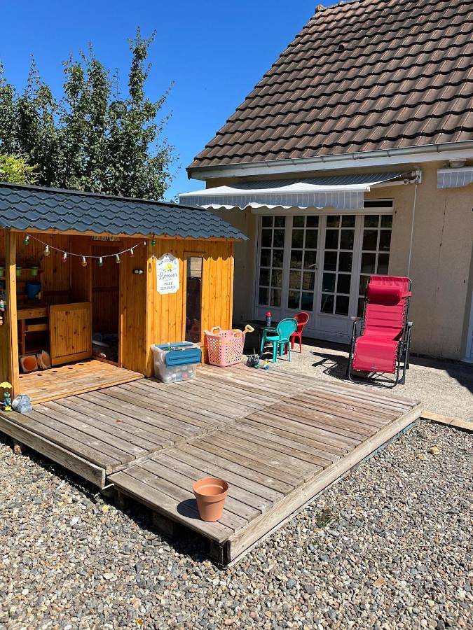 Appartement entier, Listing, one bedroom Mt Family in Meillant, Saint-Amand-Montrond