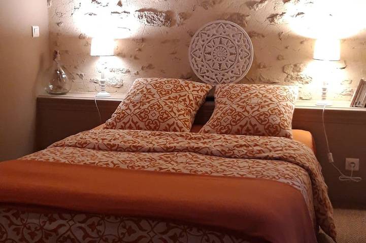 Gîte pour 3 personnes, avec piscine et terrasse à Grillon - 2