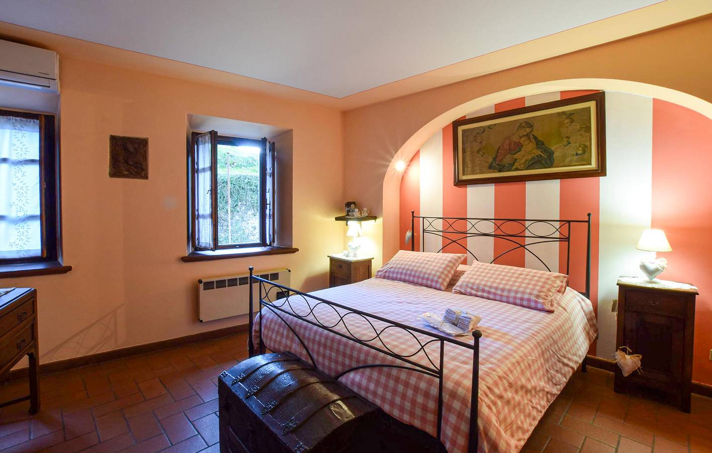 Gemütliche Unterkunft, 1 km vom Fluss Serchio entfernt – WLAN, Klimaanlage, Küche und Parkplätze an der Straße vorhanden in Borgo a Mozzano, Lucca Provinz