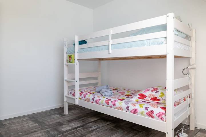 Location de vacances pour 7 personnes, avec jardin à Lantic - 3