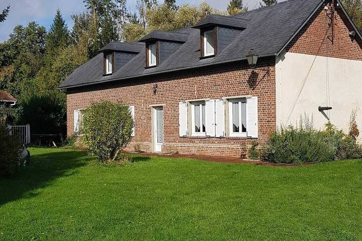 Gîte pour 10 personnes dans Vrocourt