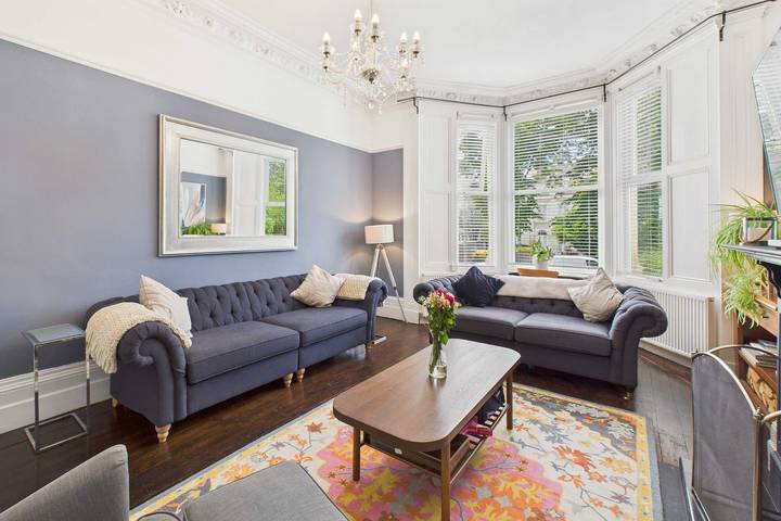 Holiday rental for 9 people, with garden, child-friendly in Liverpool