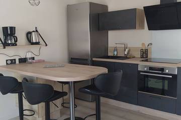 Gîte pour 4 personnes, avec jardin à Angresse