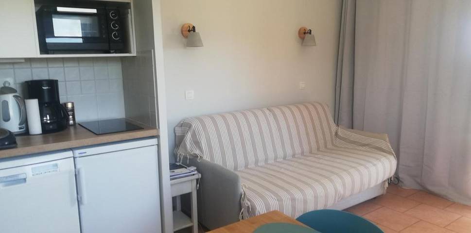 Gîte pour 4 personnes, avec vue et sauna ainsi que piscine et jardin, animaux acceptés dans Plage de San Peire - 3