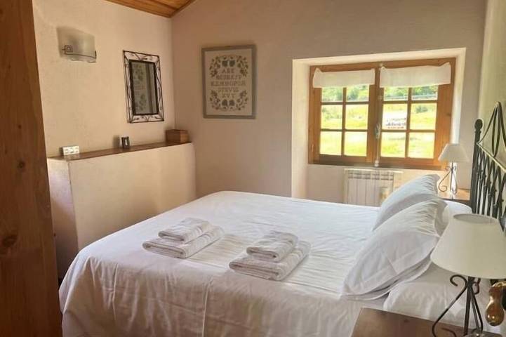 Country House with stunning views near Porte-Puymorens and Andorra in Porta, Parc naturel régional des Pyrénées catalanes