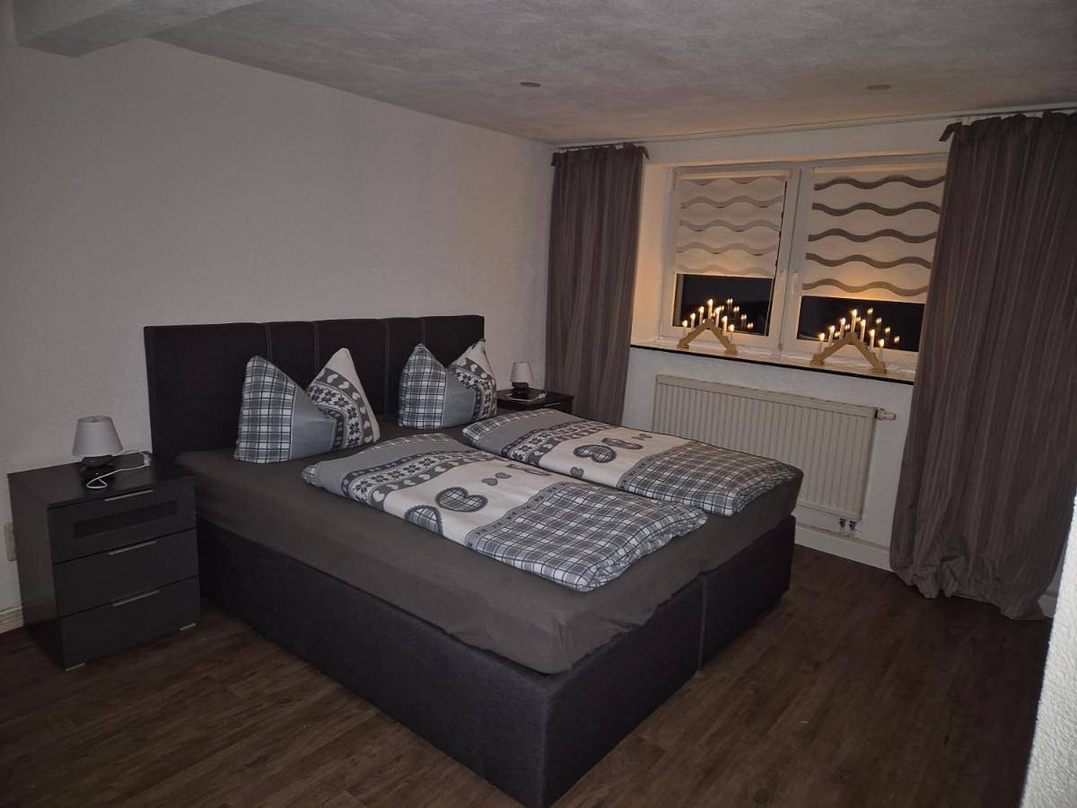 Ganze Wohnung, Ferienwohnung Panoramablick in Bärenstein, Erzgebirge