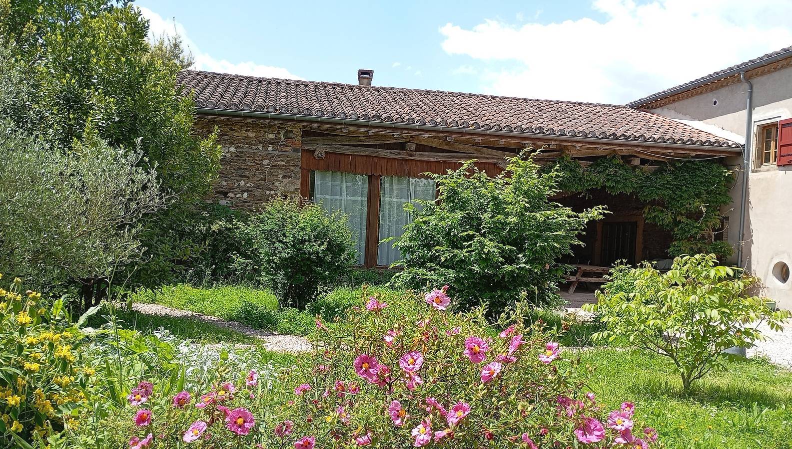 Gîte para 6 personas en la campiña del Tarn in Andouque, Región de Albi