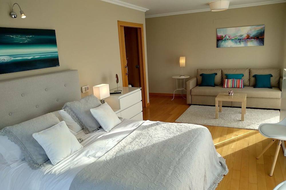 Design house with pool. in Sanxenxo, Rías Baixas