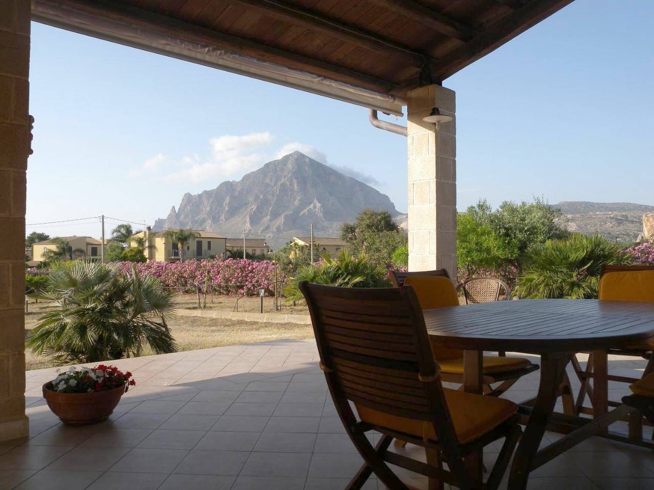 Villa with Sea View in Custonaci, Provincia di Trapani