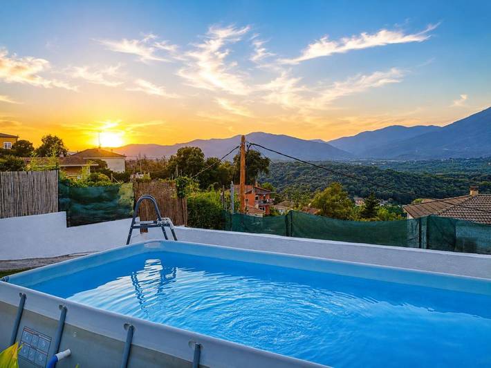 Location de vacances pour 6 personnes, avec jardin ainsi que piscine et vue, animaux acceptés dans San Celoni - 2
