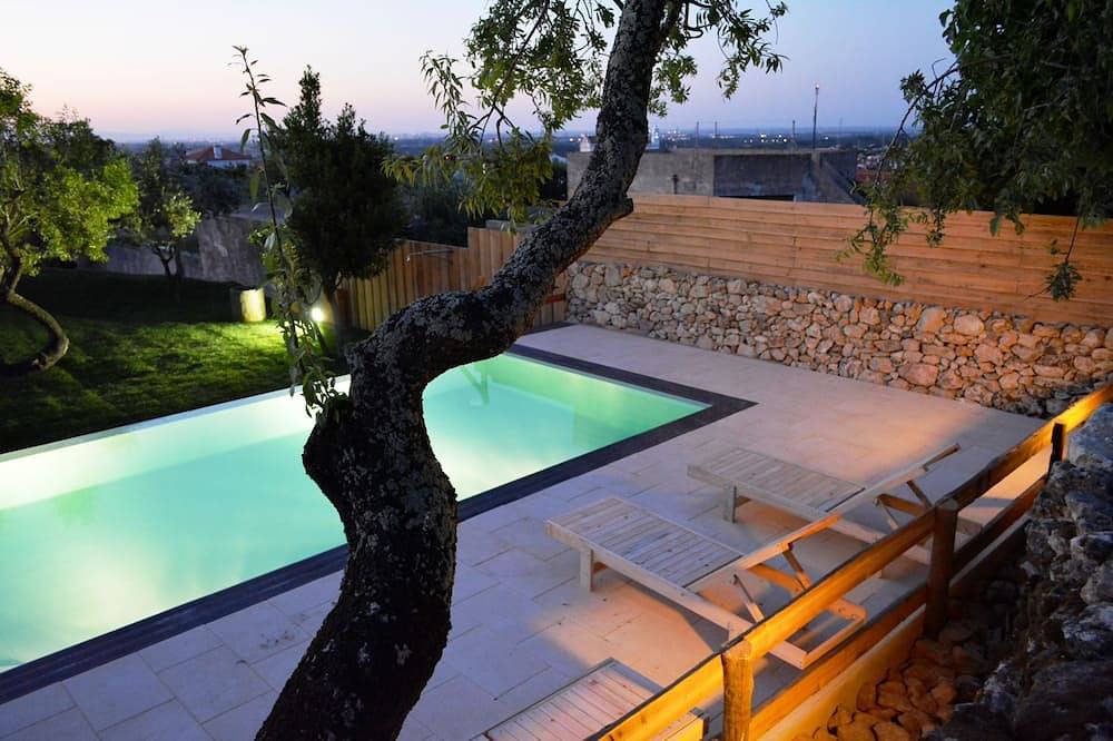Casa vacanza a Quinta do Anjo a partire da 141€ a notte