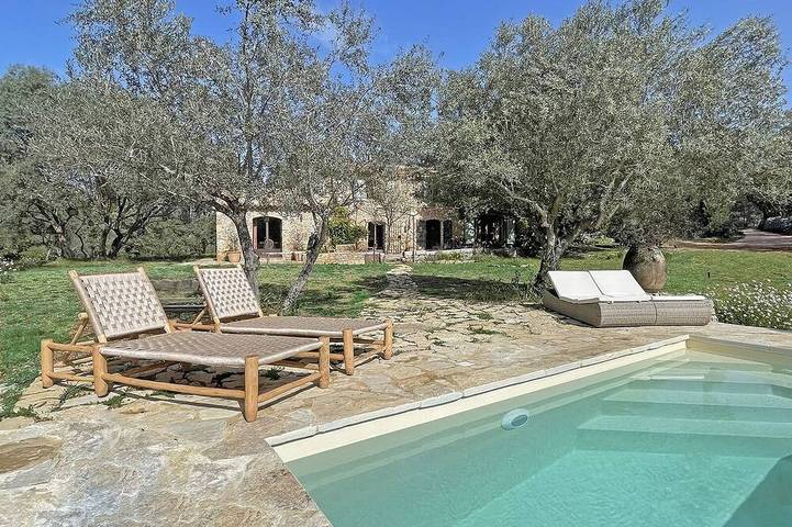 Villa pour 6 personnes, avec terrasse et jardin, animaux acceptés à Lorgues