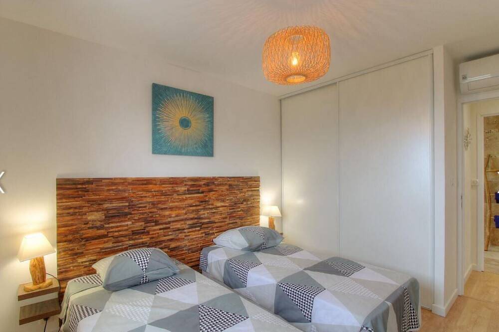 New T3 ground floor villa, Magnificent sea view in Villanova (Córcega), Region de Ajaccio