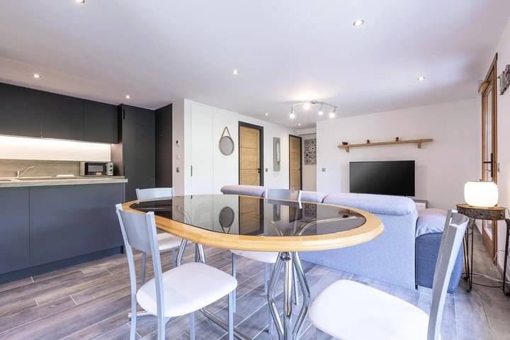 Chalet pour 4 personnes, avec balcon dans Chinaillon - 2