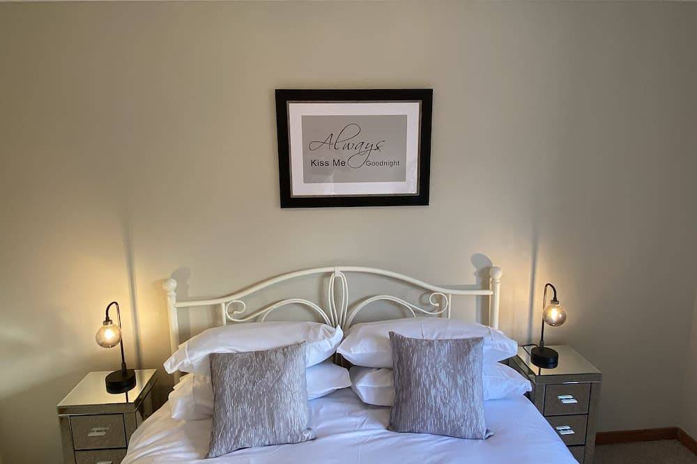 Two bedroom cottage in the heart of Rye with private parking. in Rye, East Sussex