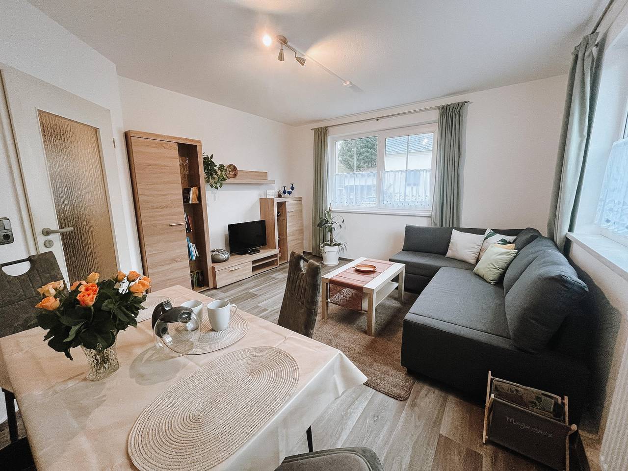 Ganze Ferienwohnung, Appartement/Fewo, Bad, Wc, 2 Schlafräume in Annaberg-Buchholz, Erzgebirge